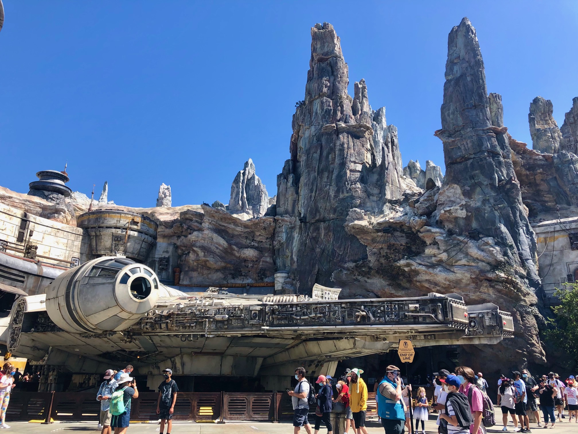 18 Star Wars phrases to know at Disneyland's Galaxy's Edge - Miss Elle ...